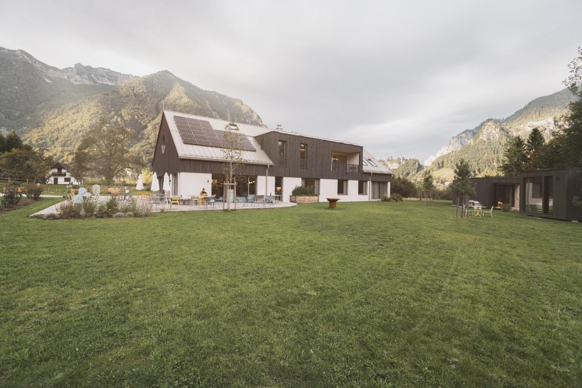 The Campus Alps - Tiny Homes Ferienhaus